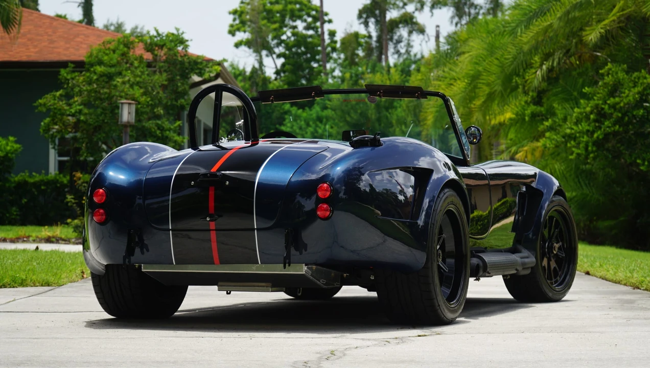 Shelby Cobra Replica - Image 20 of 31