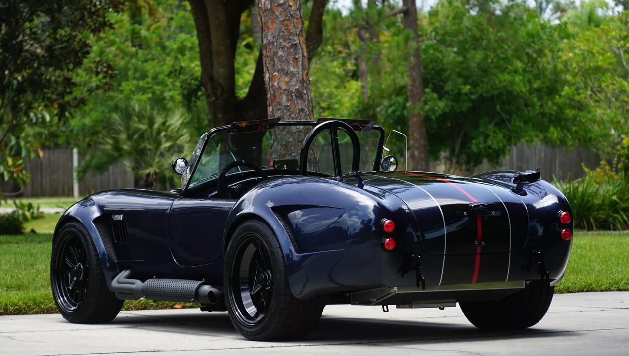 Shelby Cobra Replica - Image 26 of 31