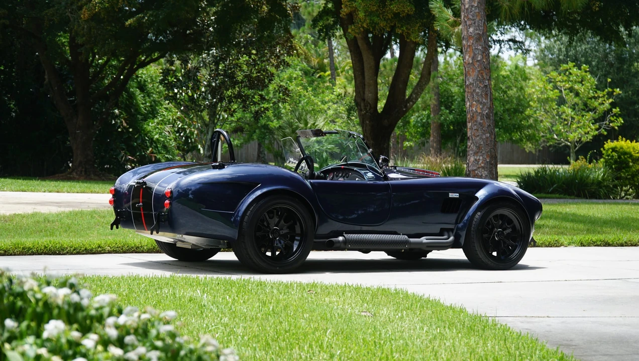 Shelby Cobra Replica - Image 16 of 31