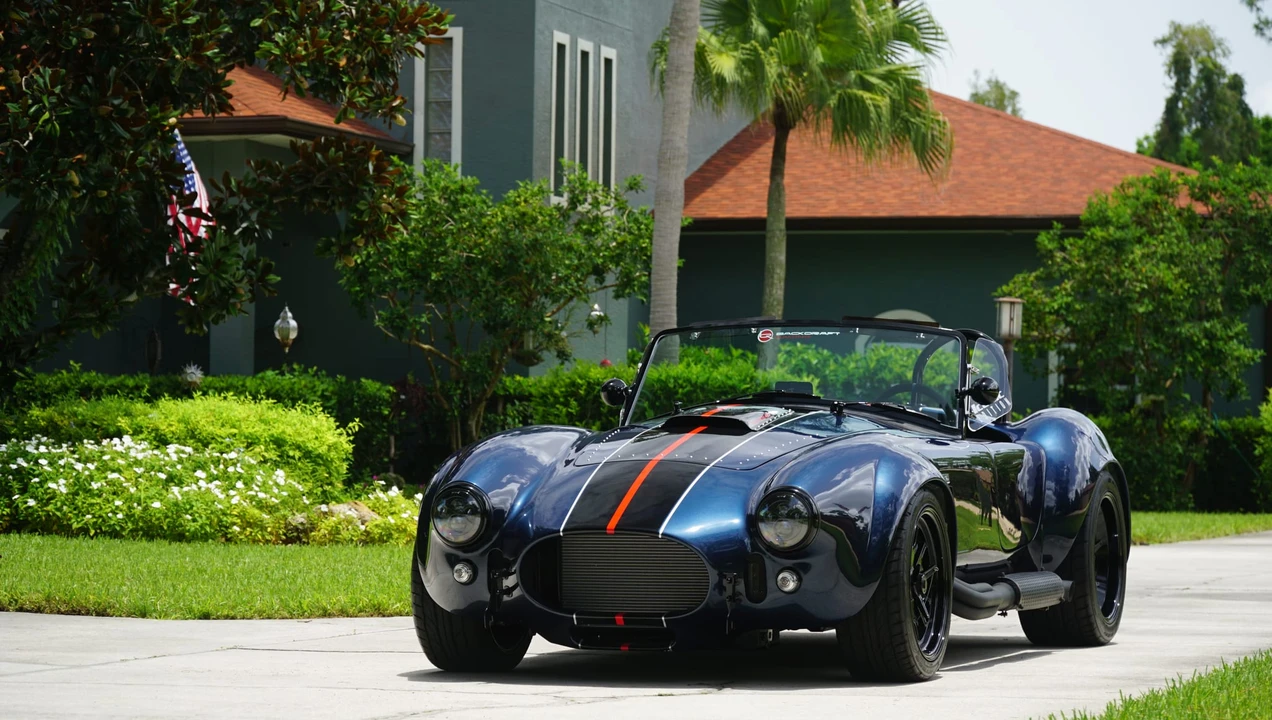 Shelby Cobra Replica - Image 6 of 31