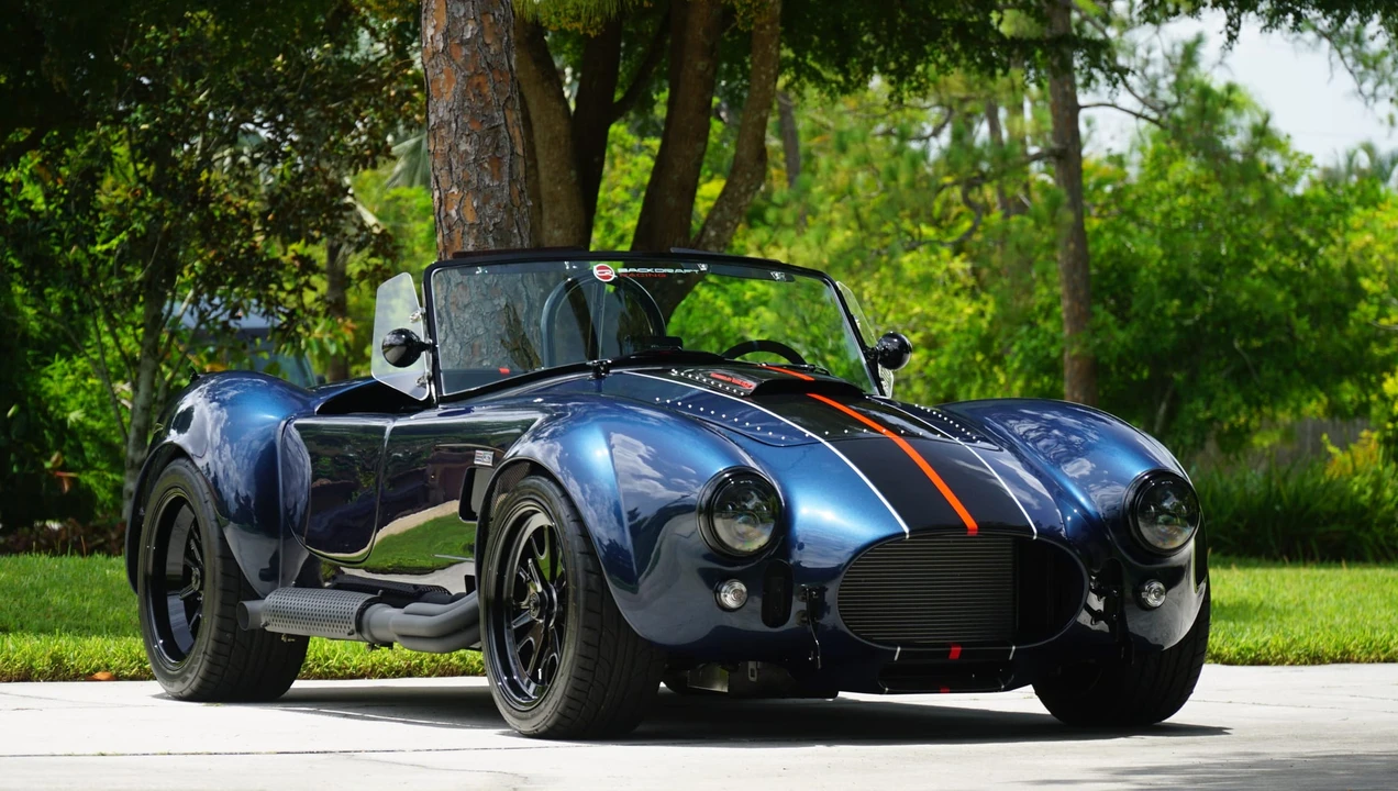 Shelby Cobra Replica - Image 11 of 31
