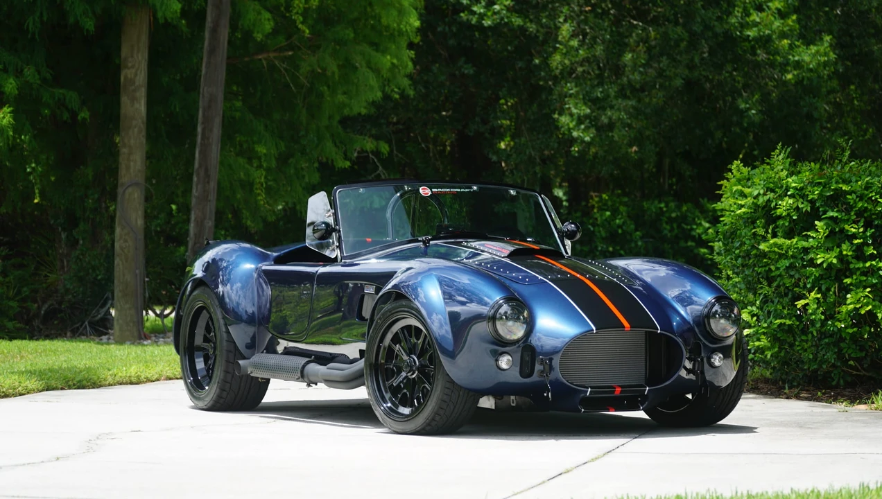 Shelby Cobra Replica - Image 10 of 31