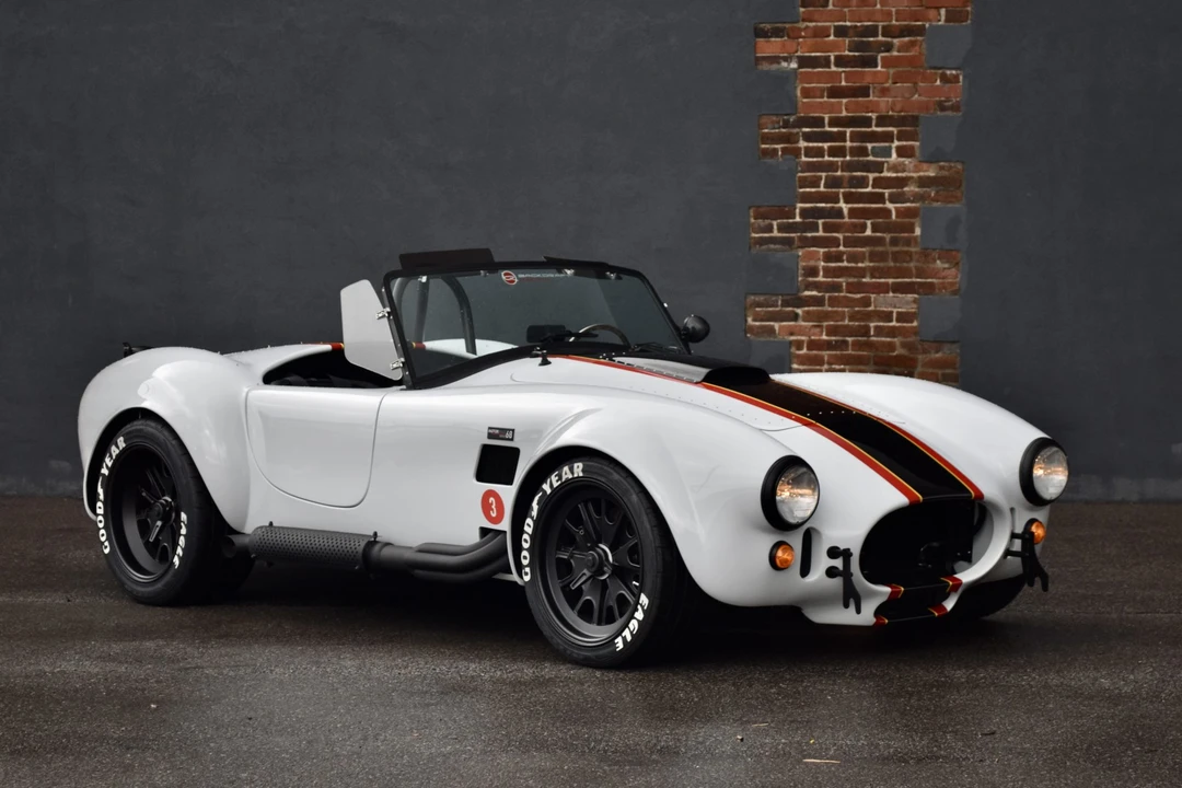 Shelby Cobra Replica - Image 22 of 31
