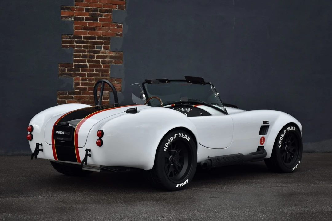 Shelby Cobra Replica - Image 16 of 31