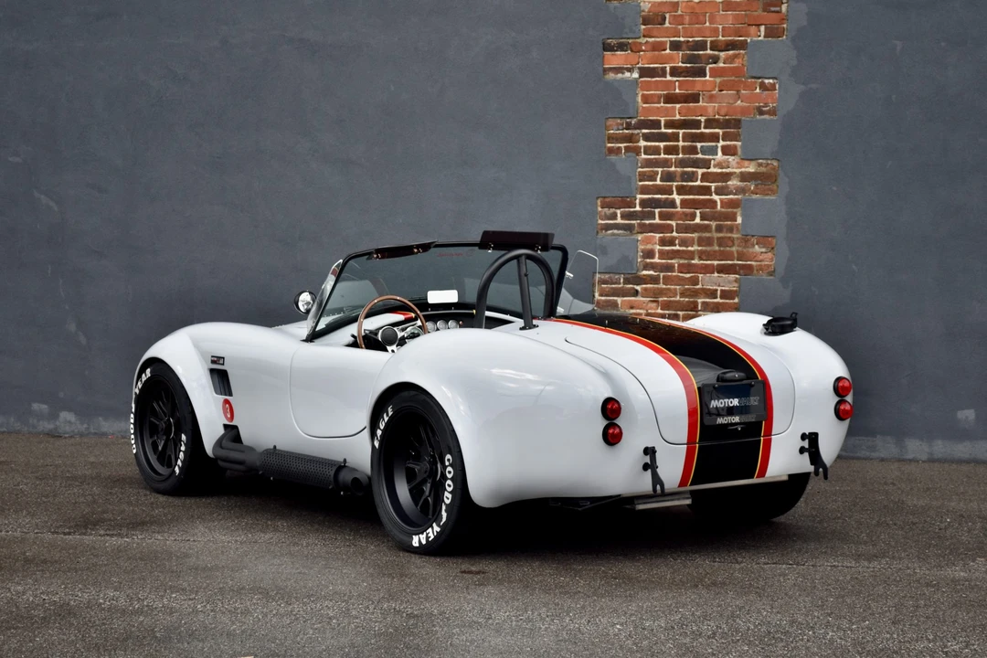Shelby Cobra Replica - Image 12 of 31