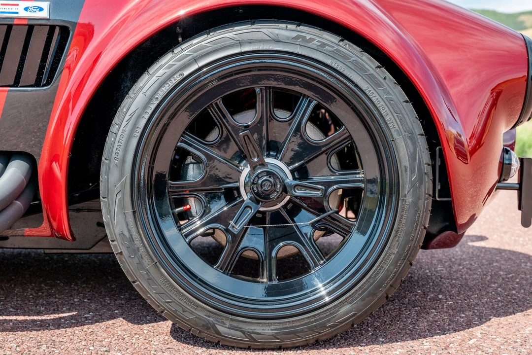 Shelby Cobra Replica - Image 30 of 31