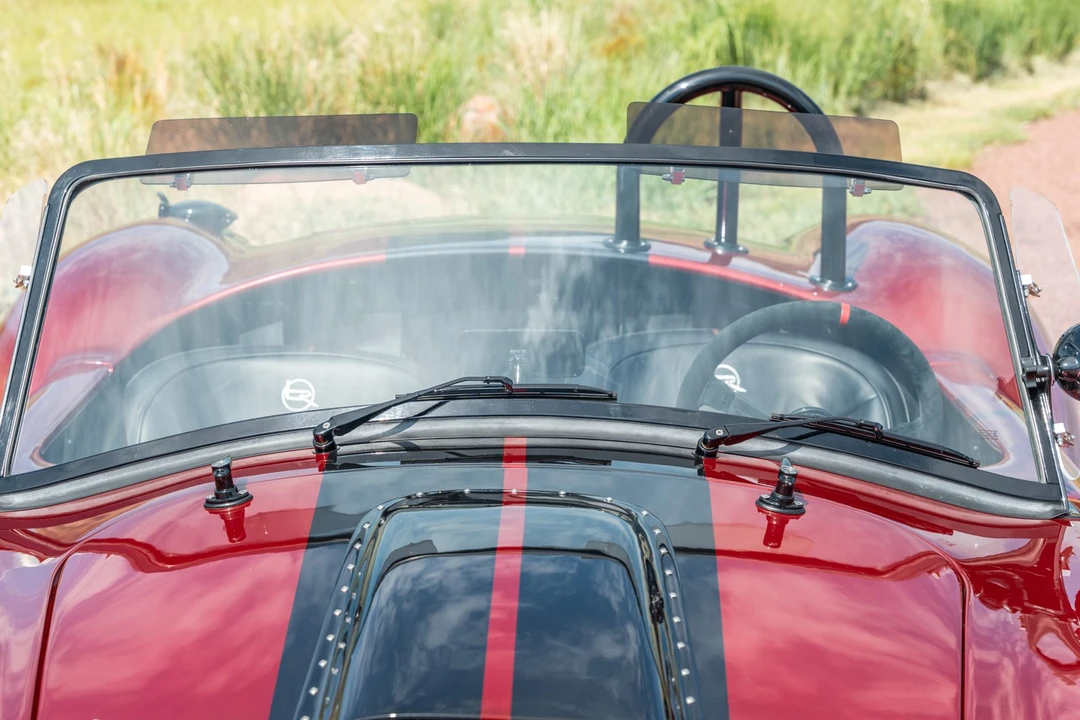 Shelby Cobra Replica - Image 24 of 31