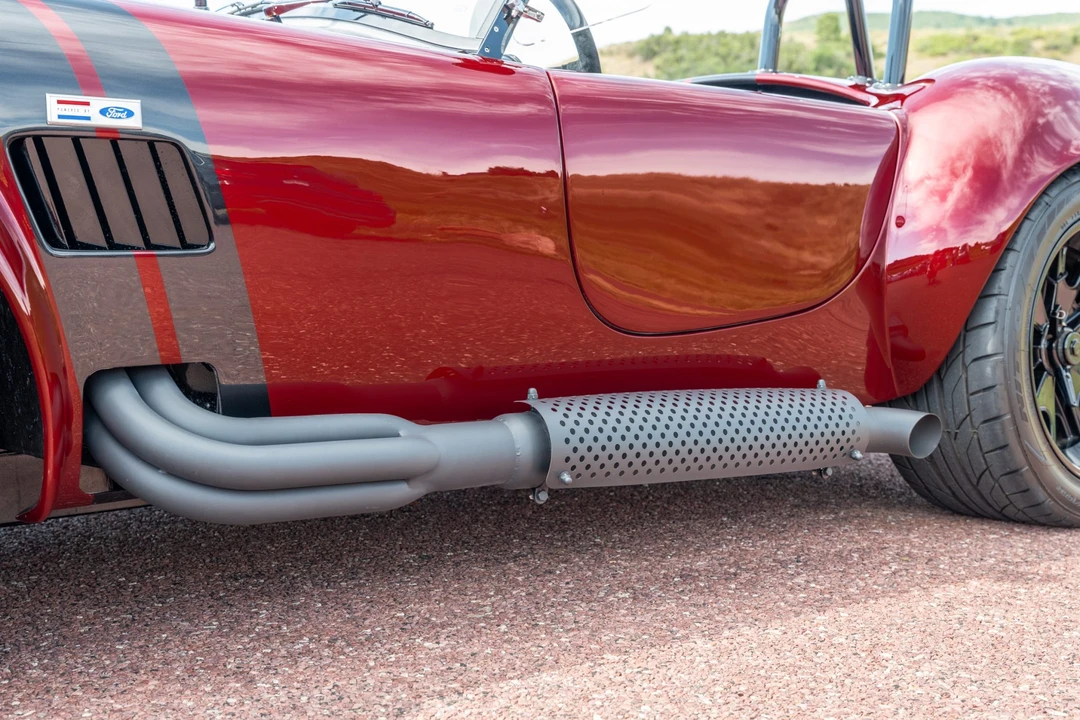 Shelby Cobra Replica - Image 10 of 31