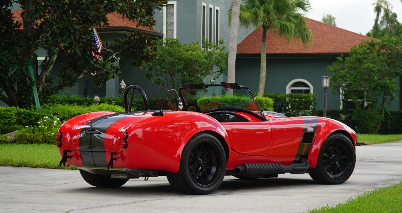 Shelby Cobra Replica - Image 19 of 31