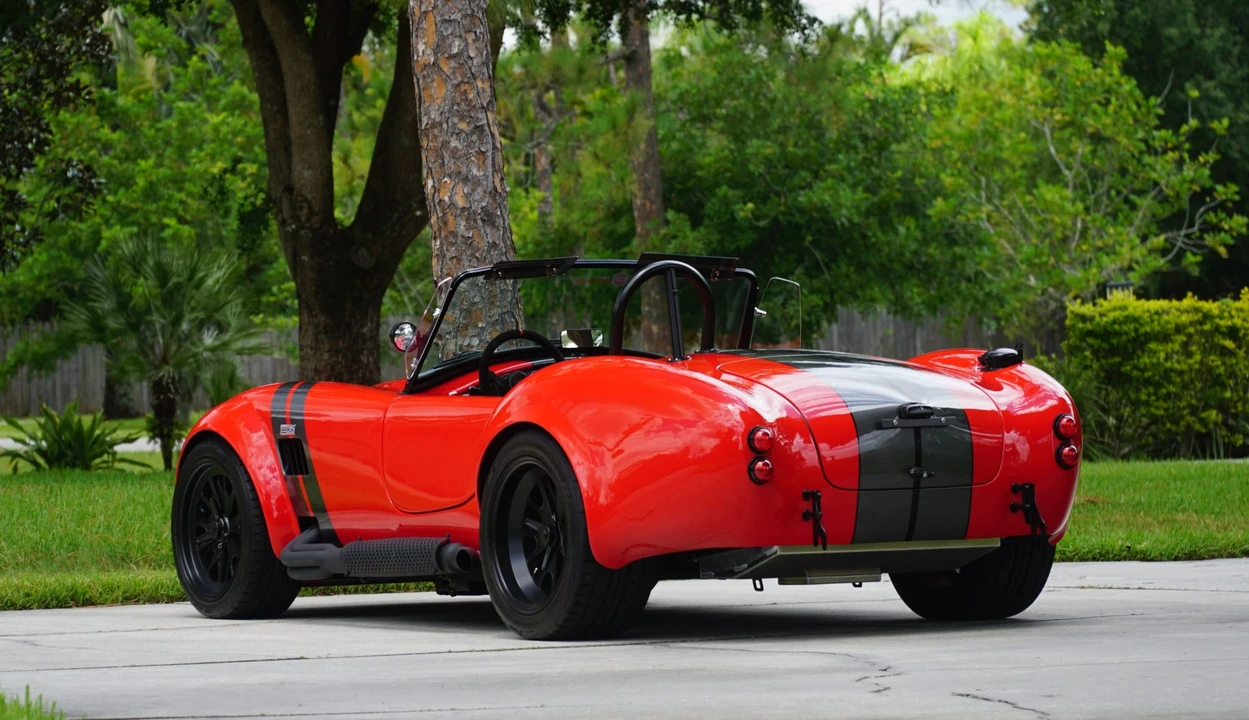 Shelby Cobra Replica - Image 27 of 31