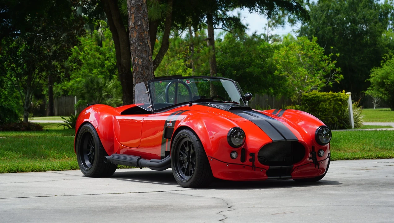 Shelby Cobra Replica - Image 11 of 31