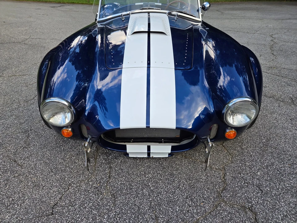 Shelby Cobra Replica - Image 8 of 31