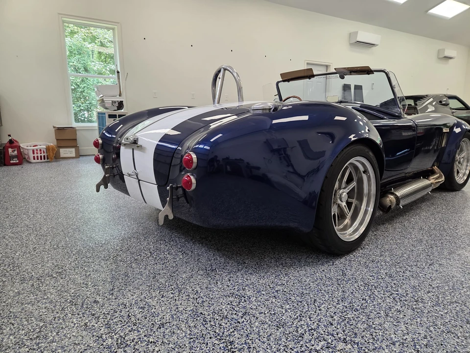 Shelby Cobra Replica - Image 16 of 31