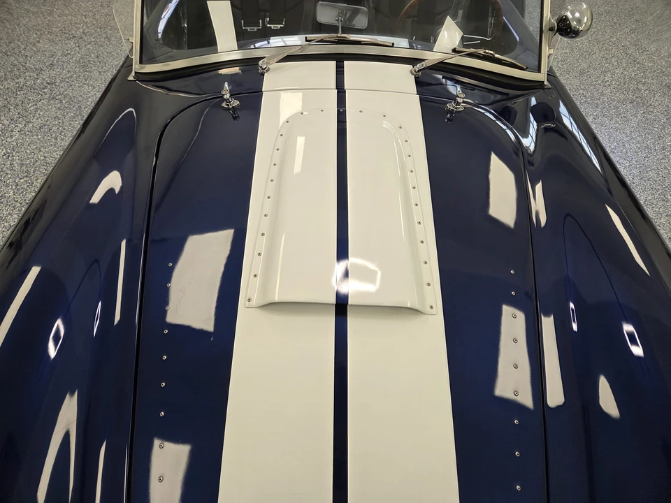 Shelby Cobra Replica - Image 26 of 31