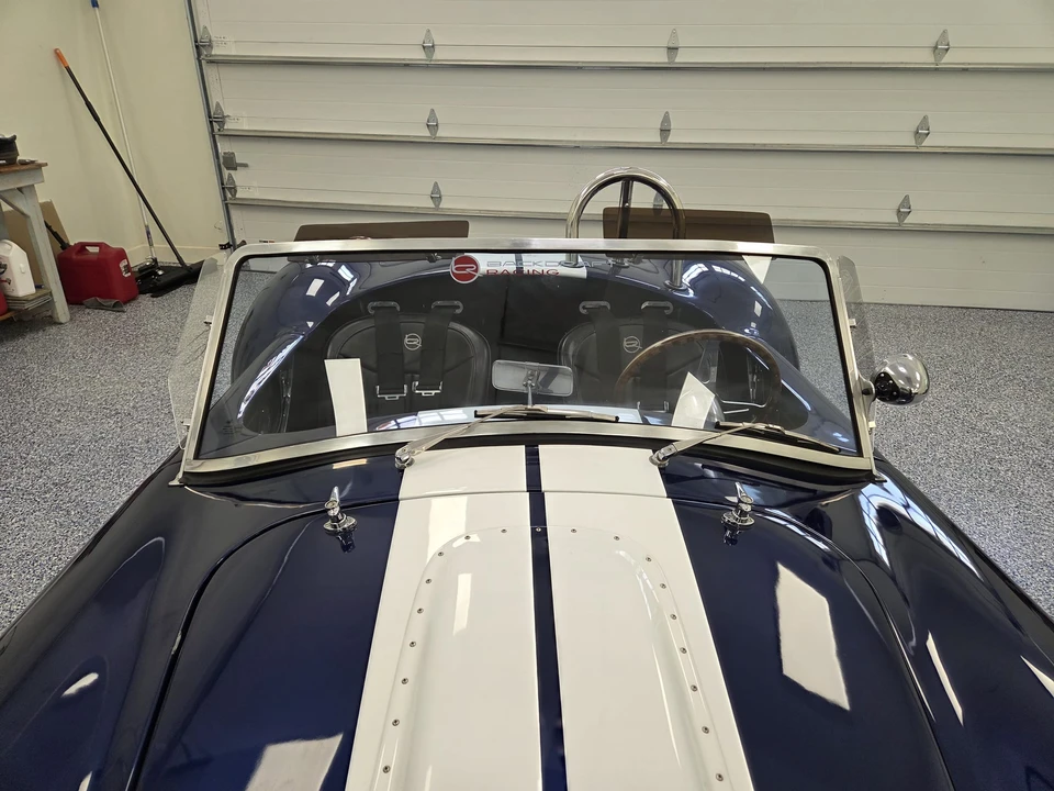 Shelby Cobra Replica - Image 25 of 31
