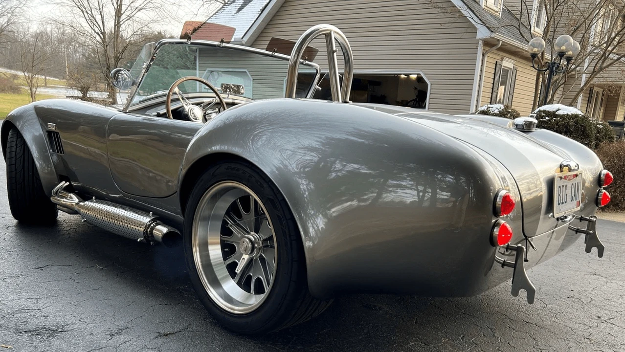 Shelby Cobra Replica - Image 20 of 31