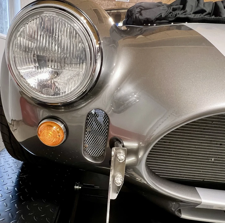 Shelby Cobra Replica - Image 17 of 31