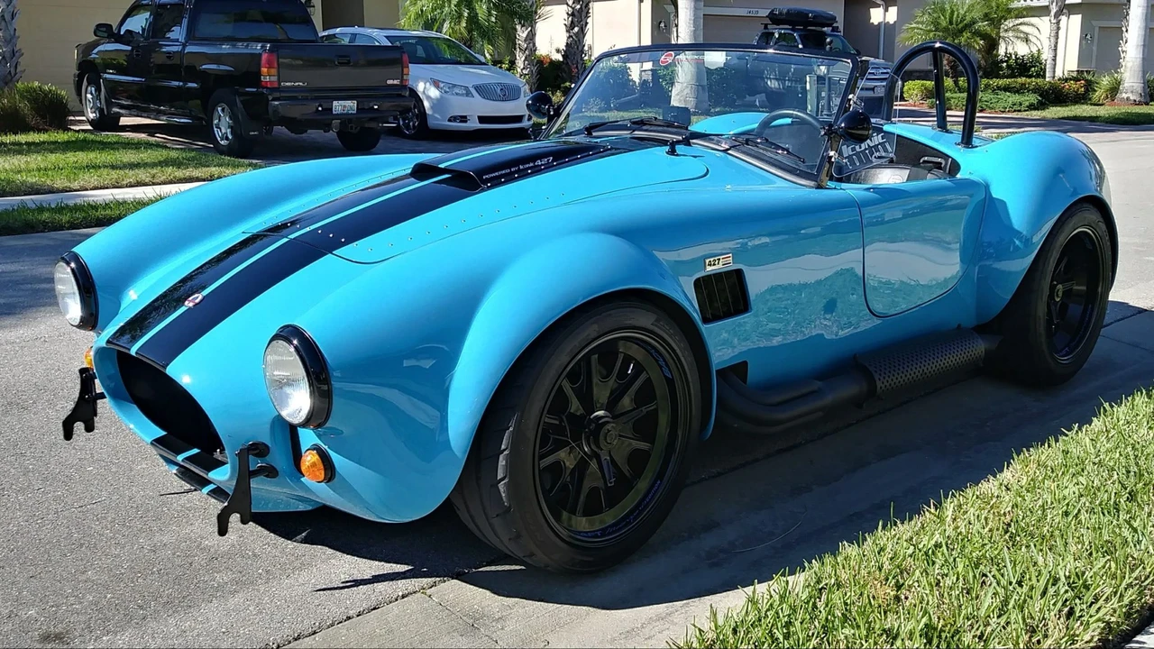Shelby Cobra Replica - Image 18 of 31