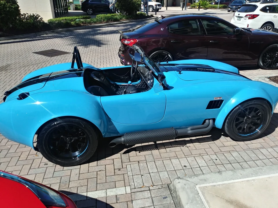 Shelby Cobra Replica - Image 6 of 31
