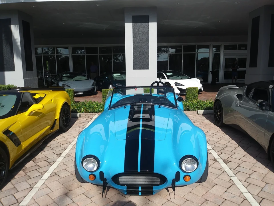 Shelby Cobra Replica - Image 23 of 31