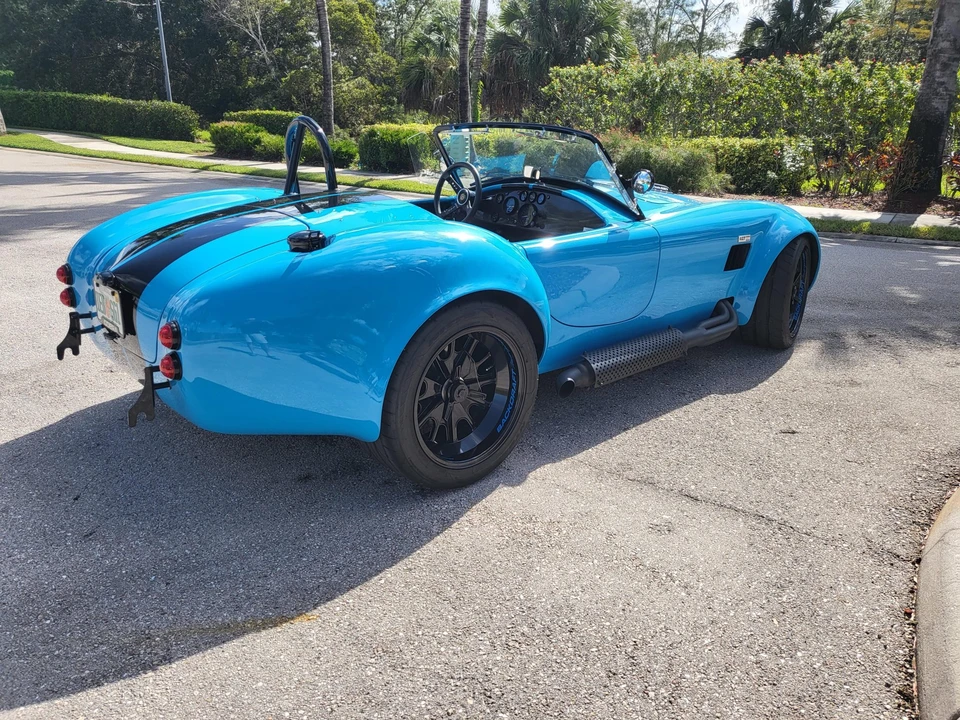 Shelby Cobra Replica - Image 7 of 31