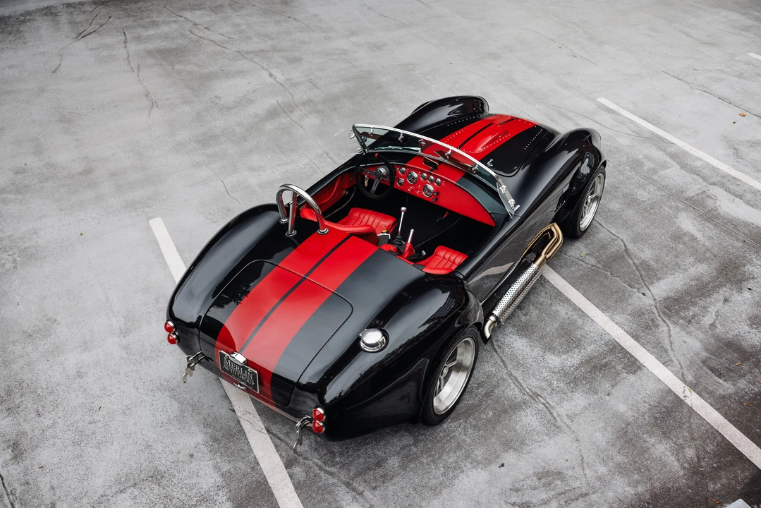 Shelby Cobra Replica - Image 29 of 31