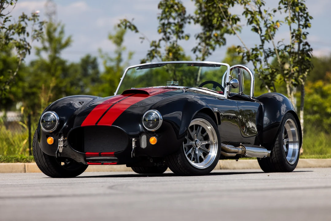 Shelby Cobra Replica - Image 3 of 31
