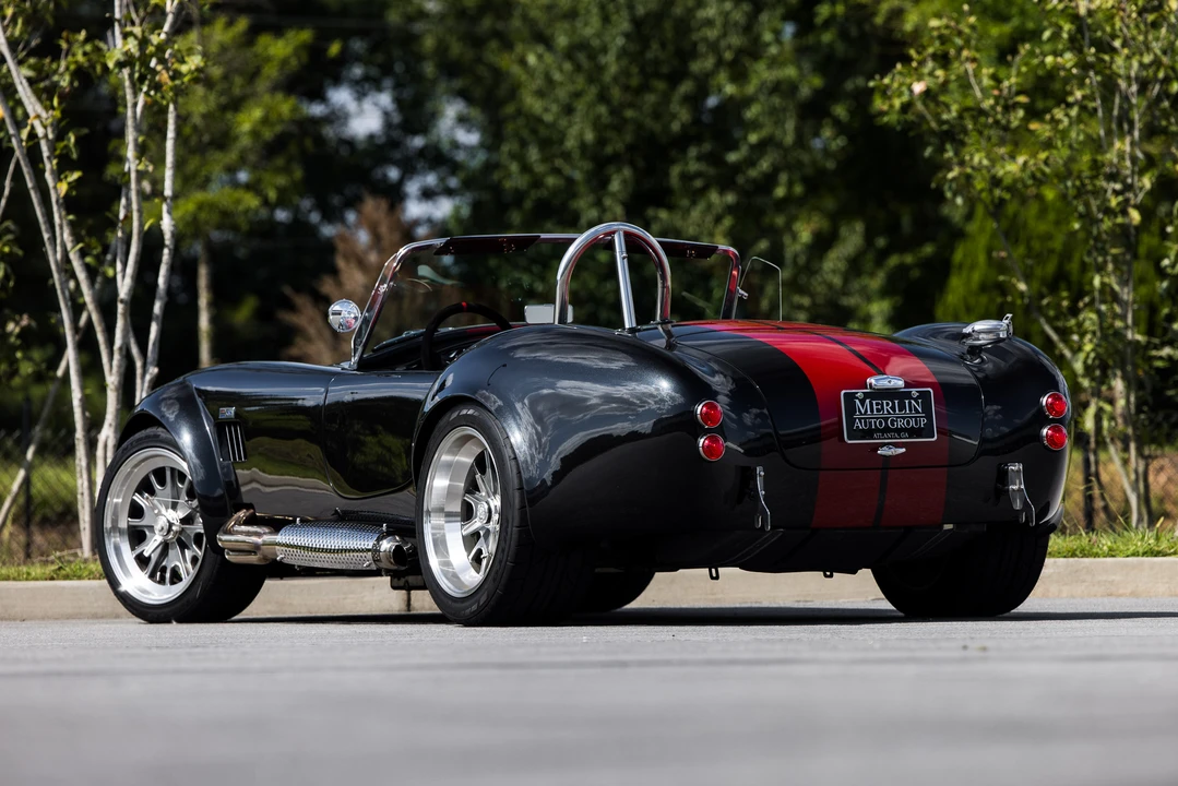 Shelby Cobra Replica - Image 6 of 31