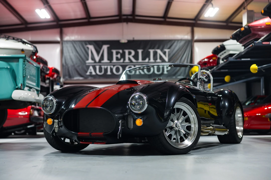 Shelby Cobra Replica - Image 15 of 31