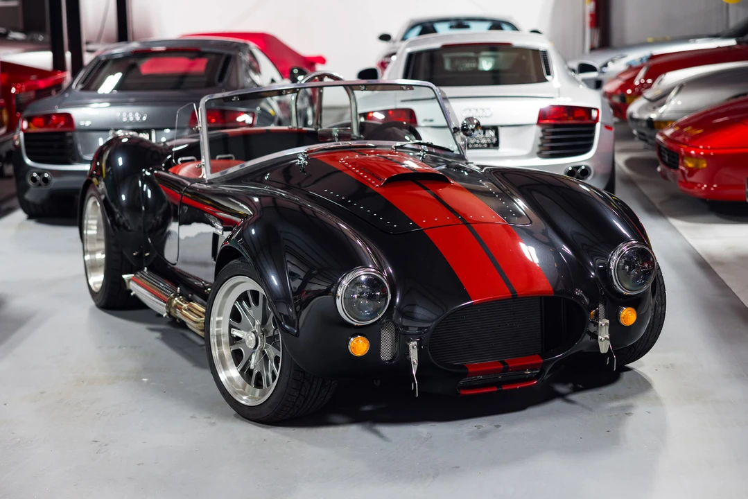 Shelby Cobra Replica - Image 20 of 31