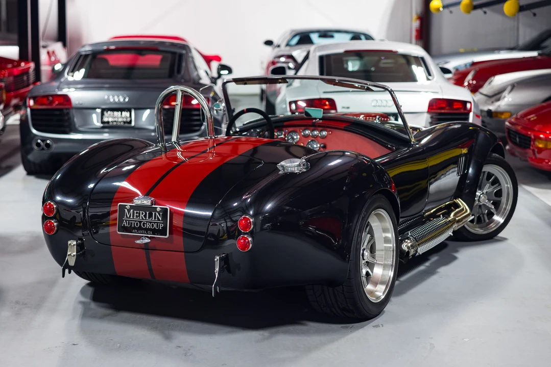 Shelby Cobra Replica - Image 18 of 31