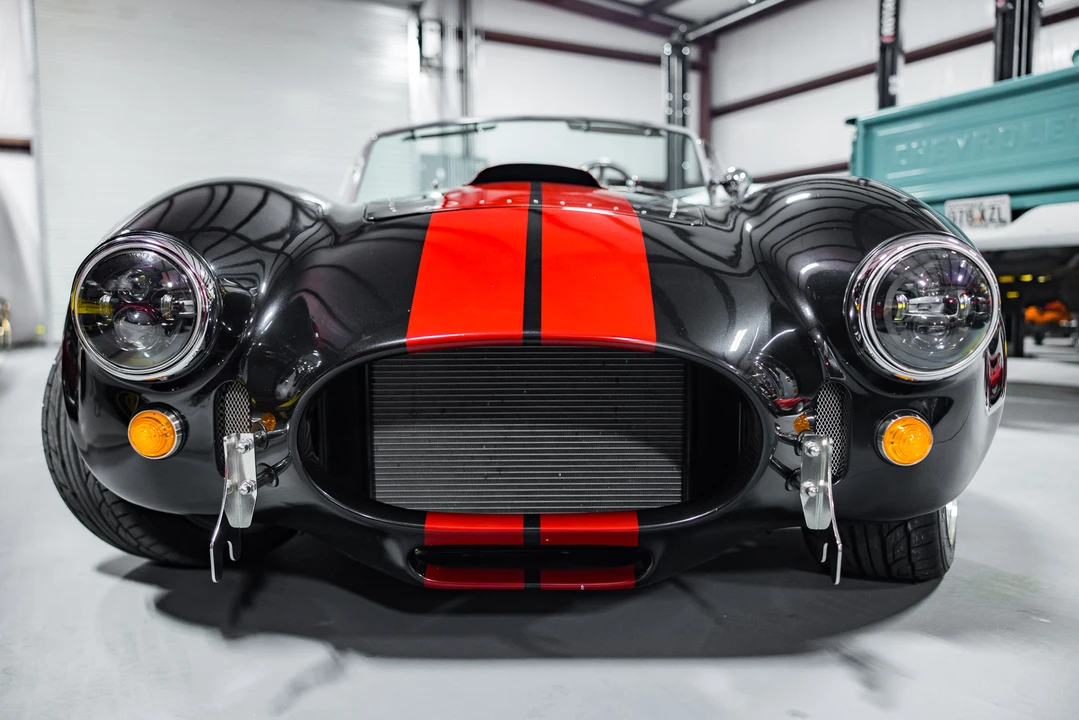 Shelby Cobra Replica - Image 25 of 31