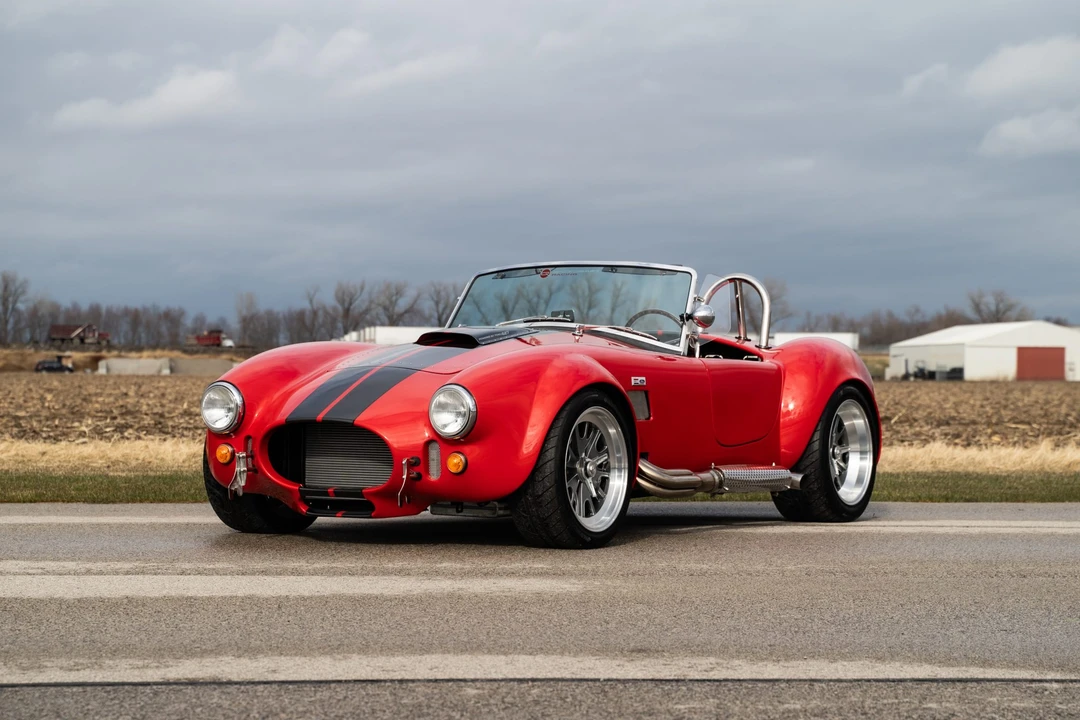 Shelby Cobra Replica - Image 2 of 31