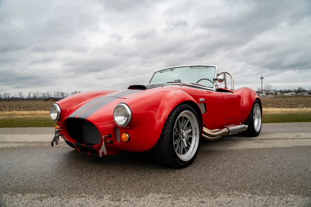 Shelby Cobra Replica - Image 3 of 31