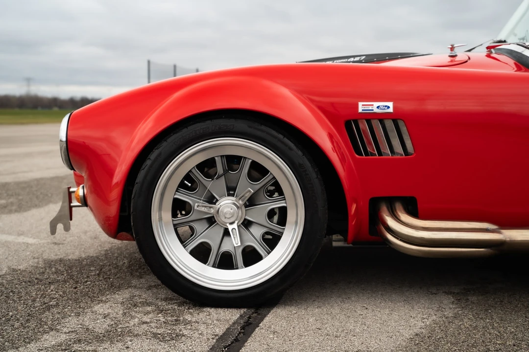 Shelby Cobra Replica - Image 29 of 31