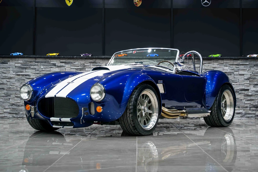 Shelby Cobra Replica - Image 2 of 31