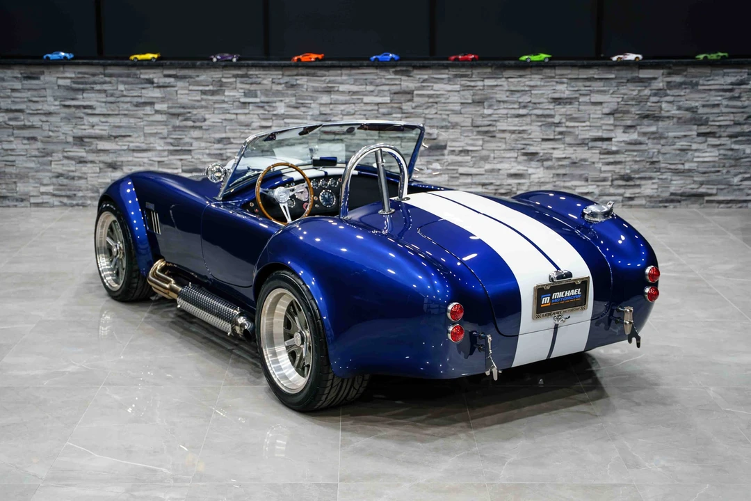 Shelby Cobra Replica - Image 25 of 31