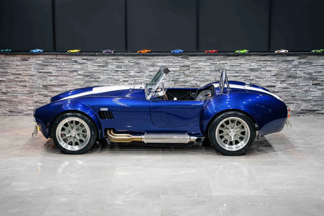 Shelby Cobra Replica - Image 19 of 31