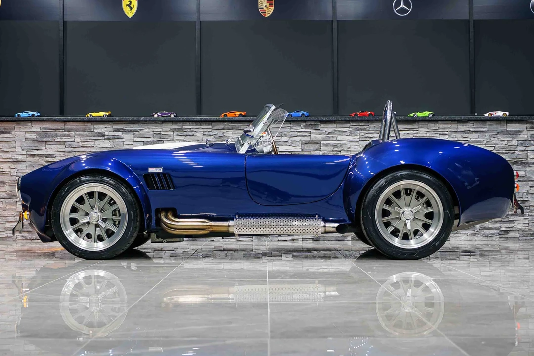 Shelby Cobra Replica - Image 20 of 31