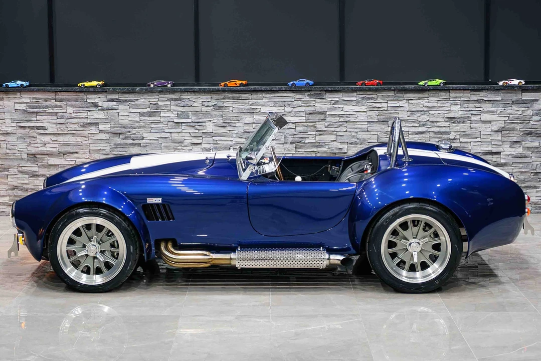 Shelby Cobra Replica - Image 22 of 31