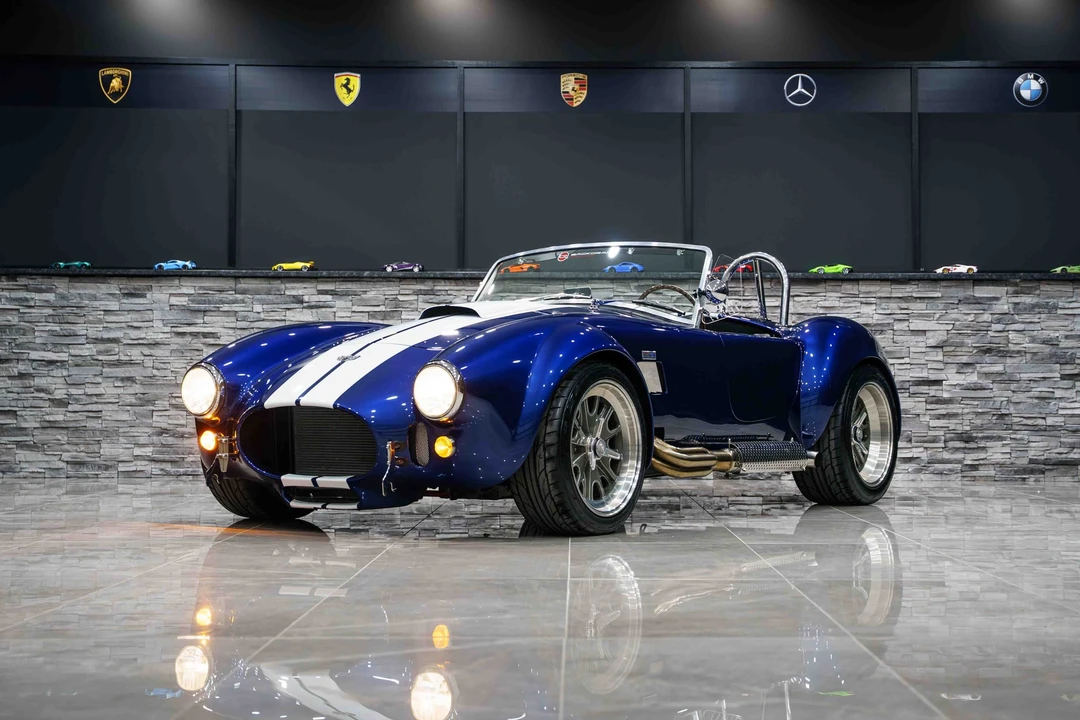 Shelby Cobra Replica - Image 5 of 31