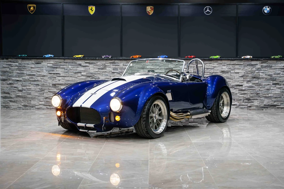 Shelby Cobra Replica - Image 6 of 31