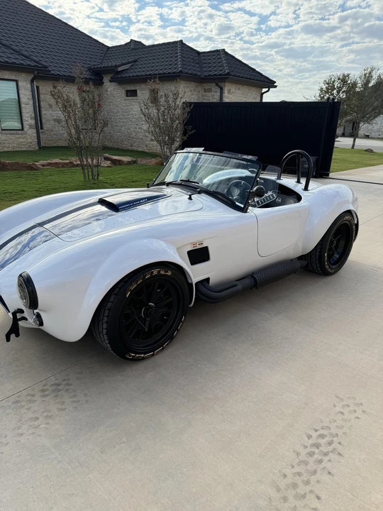 Shelby Cobra Replica - Image 6 of 31