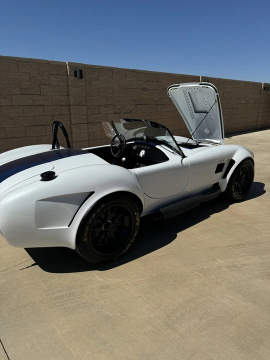 Shelby Cobra Replica - Image 14 of 31