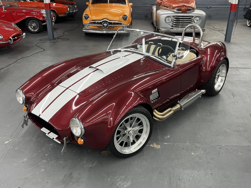 Shelby Cobra Replica - Image 4 of 31