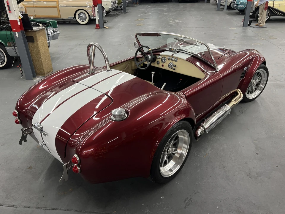Shelby Cobra Replica - Image 29 of 31