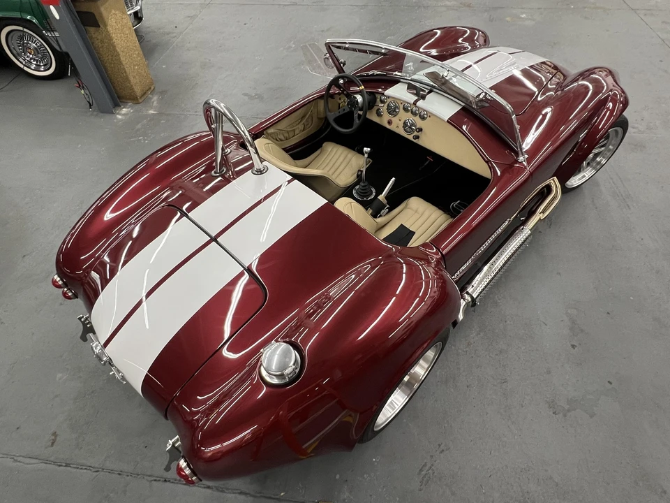 Shelby Cobra Replica - Image 27 of 31