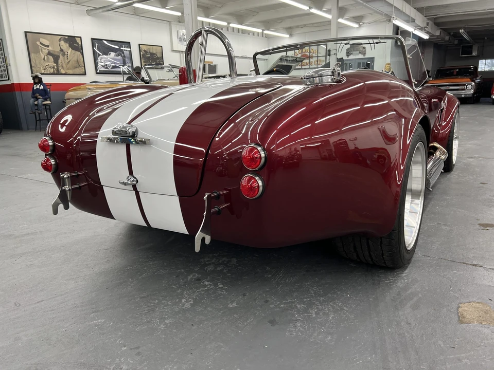 Shelby Cobra Replica - Image 23 of 31