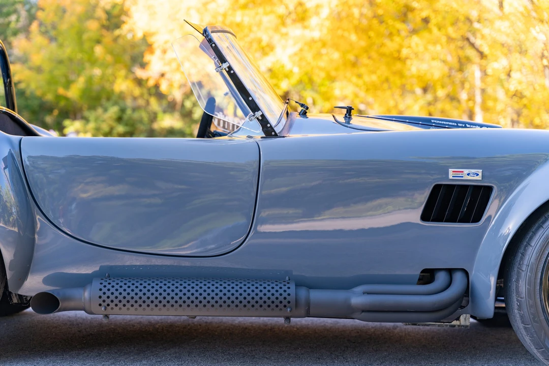 Shelby Cobra Replica - Image 24 of 31