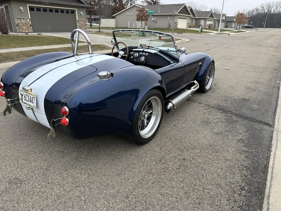 Shelby Cobra Replica - Image 18 of 31